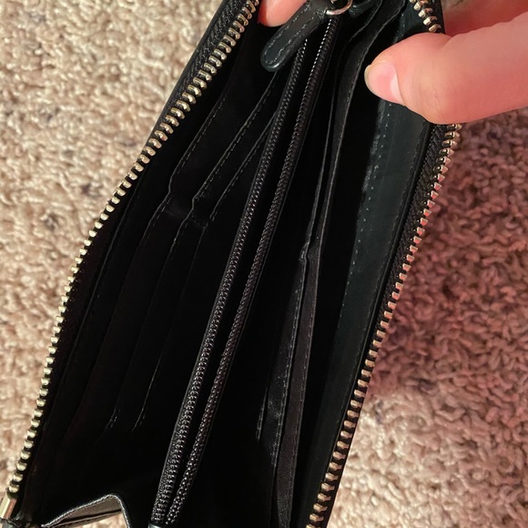 Black Leather Coach Wallet - Picture 4 of 4